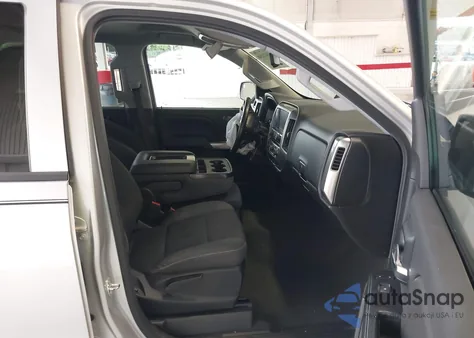 2018 Chevrolet Silverado 1500 1Lt z USA, uszkodzony, nr VIN 3GCPCREC3JG577101